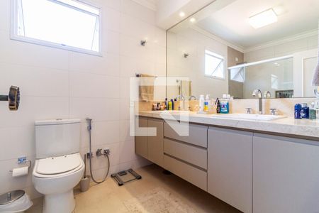 Casa à venda com 350m², 5 quartos e 3 vagas Casa à venda com 350m², 5 quartos e 3 vagasBanheiro da Suíte 2