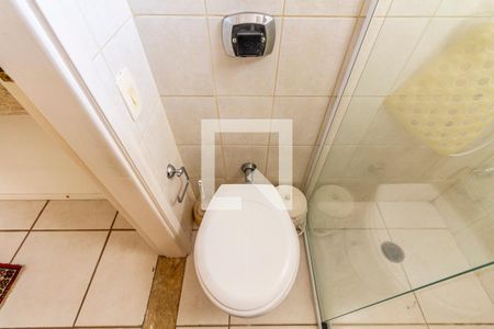 Casa à venda com 350m², 5 quartos e 3 vagas Casa à venda com 350m², 5 quartos e 3 vagasBanheiro da Suíte 3