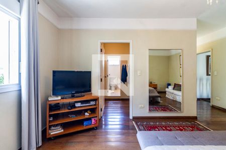 Casa à venda com 350m², 5 quartos e 3 vagas Casa à venda com 350m², 5 quartos e 3 vagasSuíte 2