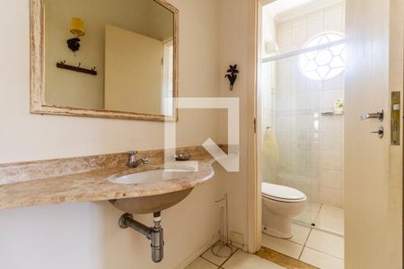 Casa à venda com 350m², 5 quartos e 3 vagas Casa à venda com 350m², 5 quartos e 3 vagasBanheiro da Suíte 3