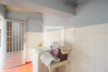 Casa à venda com 90m², 3 quartos e 1 vagaÁrea de Serviço