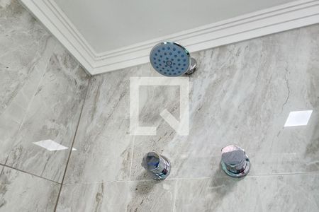 Apartamento à venda com 57m², 2 quartos e 2 vagasBanheiro da Suíte 