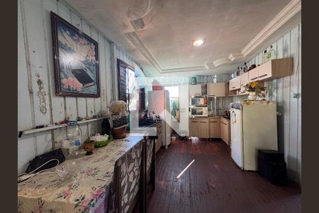 Casa para alugar com 350m², 3 quartos e sem vaga