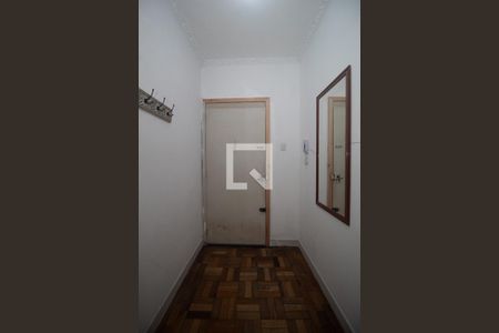 Apartamento à venda com 74m², 2 quartos e sem vaga Apartamento à venda com 74m², 2 quartos e sem vagaHall