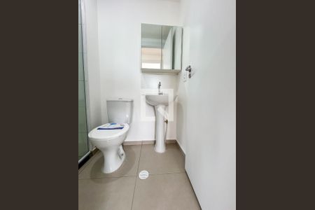 Apartamento para alugar com 37m², 2 quartos e sem vaga Apartamento para alugar com 37m², 2 quartos e sem vagaBanheiro