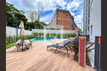 Apartamento para alugar com 37m², 2 quartos e sem vaga Apartamento para alugar com 37m², 2 quartos e sem vagaÁrea comum - Piscina
