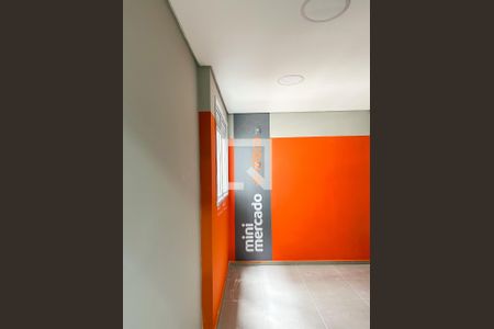 Apartamento para alugar com 37m², 2 quartos e sem vaga Apartamento para alugar com 37m², 2 quartos e sem vagaÁrea comum - Mini Mercado