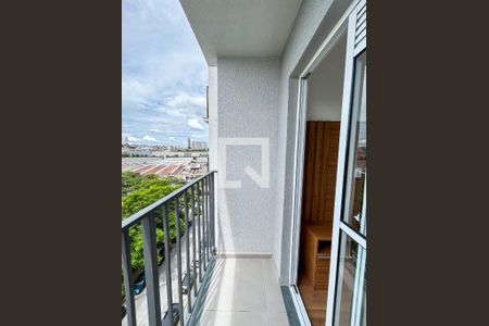 Apartamento para alugar com 37m², 2 quartos e sem vaga Apartamento para alugar com 37m², 2 quartos e sem vagaVaranda