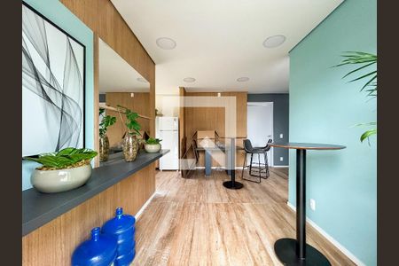 Apartamento para alugar com 37m², 2 quartos e sem vaga Apartamento para alugar com 37m², 2 quartos e sem vagaÁrea comum - Salão de festas