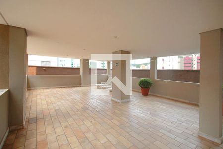 Apartamento à venda com 140m², 4 quartos e 4 vagasÁrea comum - Salão de festas