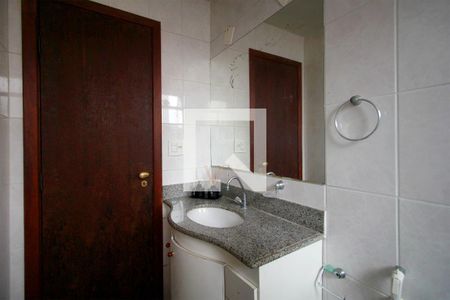 Apartamento à venda com 140m², 4 quartos e 4 vagasBanheiro
