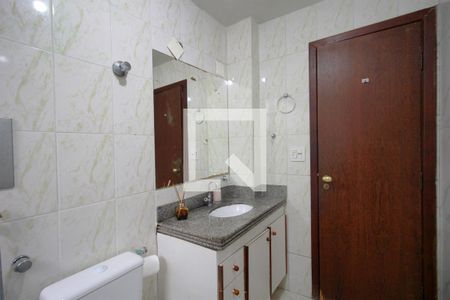 Apartamento à venda com 140m², 4 quartos e 4 vagasBanheiro da Suíte