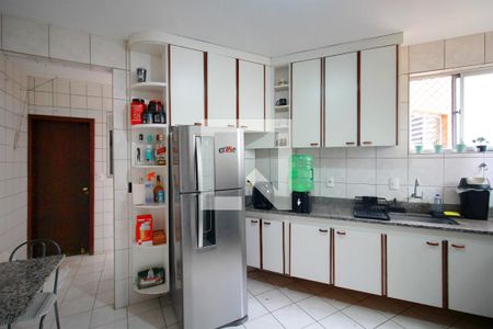 Apartamento à venda com 140m², 4 quartos e 4 vagasCozinha