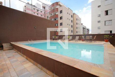 Apartamento à venda com 140m², 4 quartos e 4 vagasÁrea comum - Piscina