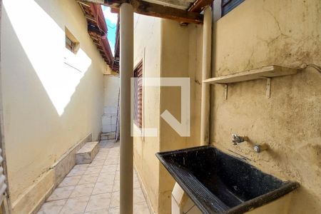 Casa para alugar com 40m², 1 quarto e sem vagaÁrea de Serviço