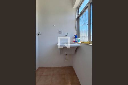 Apartamento para alugar com 71m², 2 quartos e 1 vagaÁrea de Serviço