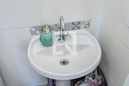 Apartamento para alugar com 34m², 2 quartos e sem vagaBanheiro