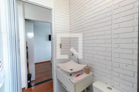 Apartamento à venda com 54m², 2 quartos e 1 vaga Apartamento à venda com 54m², 2 quartos e 1 vagaBanheiro