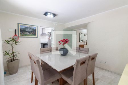 Casa à venda com 453m², 4 quartos e 4 vagasSala