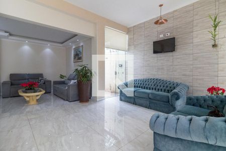 Casa à venda com 453m², 4 quartos e 4 vagasSala