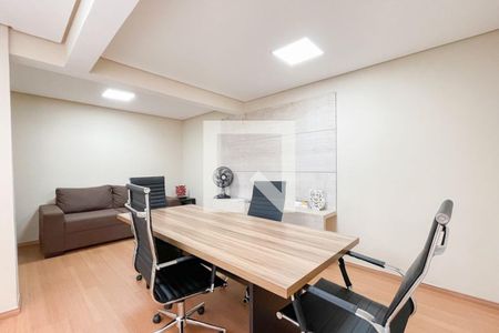 Apartamento para alugar com 62m², 2 quartos e 1 vagaÁrea comum - Escritório
