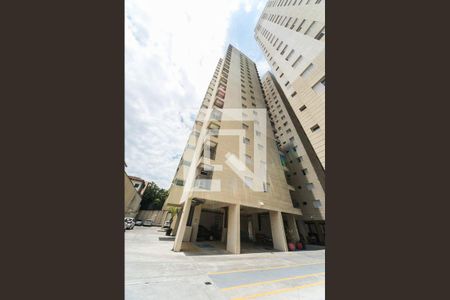 Apartamento para alugar com 62m², 2 quartos e 1 vagaFachada