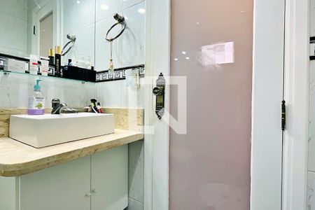 Apartamento para alugar com 78m², 2 quartos e 2 vagas Apartamento para alugar com 78m², 2 quartos e 2 vagasBanheiro da Suíte