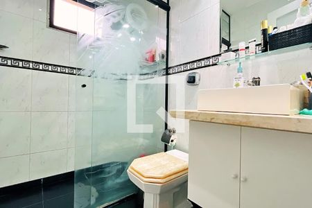 Apartamento para alugar com 78m², 2 quartos e 2 vagas Apartamento para alugar com 78m², 2 quartos e 2 vagasBanheiro da Suíte