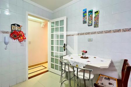 Apartamento para alugar com 78m², 2 quartos e 2 vagas Apartamento para alugar com 78m², 2 quartos e 2 vagasCozinha e Área de Serviço