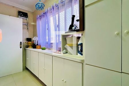 Apartamento para alugar com 78m², 2 quartos e 2 vagas Apartamento para alugar com 78m², 2 quartos e 2 vagasCozinha e Área de Serviço