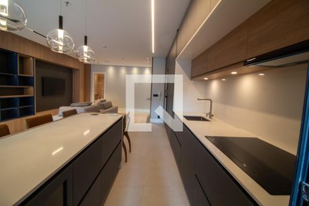 Apartamento à venda com 105m², 2 quartos e 2 vagasCozinha