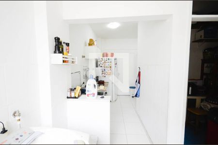 Apartamento à venda com 75m², 2 quartos e 1 vagaÁrea de Serviço