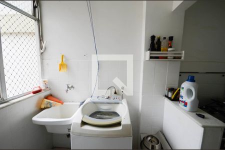 Apartamento à venda com 75m², 2 quartos e 1 vagaÁrea de Serviço