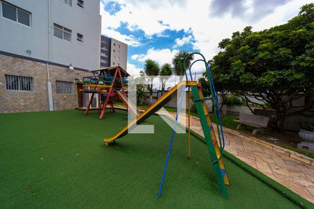 Apartamento para alugar com 80m², 3 quartos e 2 vagasÁrea comum - Playground