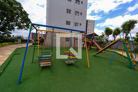 Apartamento para alugar com 80m², 3 quartos e 2 vagasÁrea comum - Playground