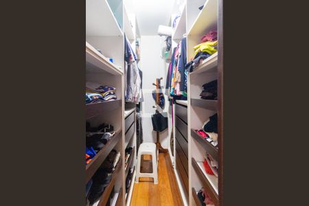 Apartamento à venda com 92m², 3 quartos e 2 vagasCloset - Quarto 3 