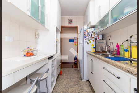 Apartamento à venda com 92m², 3 quartos e 2 vagasCozinha