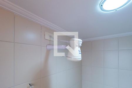 Apartamento à venda com 92m², 3 quartos e 2 vagasDetalhe Banheiro - Área de Serviço