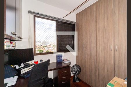 Apartamento à venda com 92m², 3 quartos e 2 vagasQuarto 2