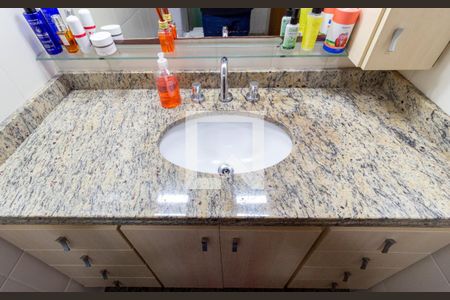 Apartamento à venda com 92m², 3 quartos e 2 vagasDetalhe Banheiro - Suíte