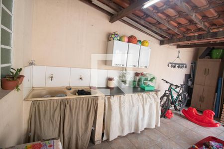 Área de Serviço da Casa Auxiliar de casa à venda com 4 quartos, 520m² em Chácaras, Betim