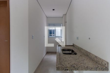 Cozinha de apartamento para alugar com 1 quarto, 32m² em Vila Lucia, São Paulo