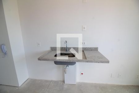 Cozinha de kitnet/studio à venda com 1 quarto, 21m² em Santo Amaro, São Paulo