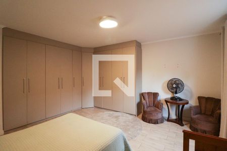 Casa à venda com 300m², 3 quartos e 2 vagas Casa à venda com 300m², 3 quartos e 2 vagasQuarto 1