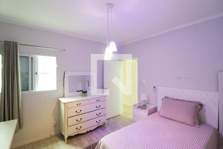 Casa à venda com 300m², 3 quartos e 2 vagas Casa à venda com 300m², 3 quartos e 2 vagasQuarto 2