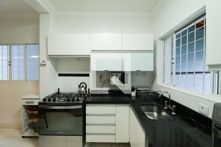 Casa à venda com 300m², 3 quartos e 2 vagas Casa à venda com 300m², 3 quartos e 2 vagasCozinha