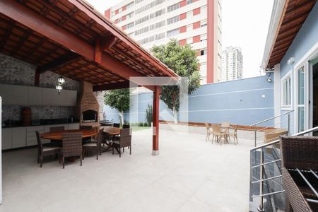 Casa à venda com 300m², 3 quartos e 2 vagas Casa à venda com 300m², 3 quartos e 2 vagasChurrasqueira