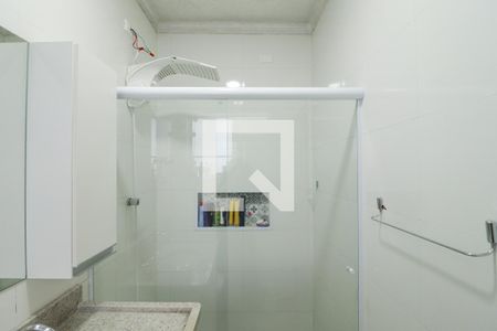 Casa à venda com 300m², 3 quartos e 2 vagas Casa à venda com 300m², 3 quartos e 2 vagasBanheiro da Suíte