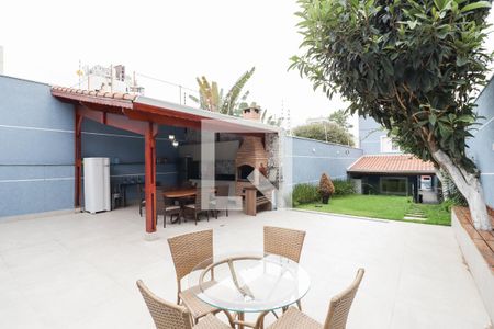 Casa à venda com 300m², 3 quartos e 2 vagas Casa à venda com 300m², 3 quartos e 2 vagasChurrasqueira