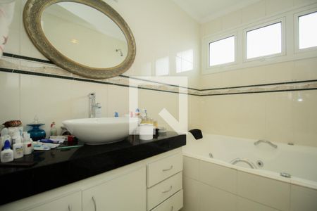 Apartamento à venda com 210m², 2 quartos e 2 vagas Apartamento à venda com 210m², 2 quartos e 2 vagasBanheiro Suite Master